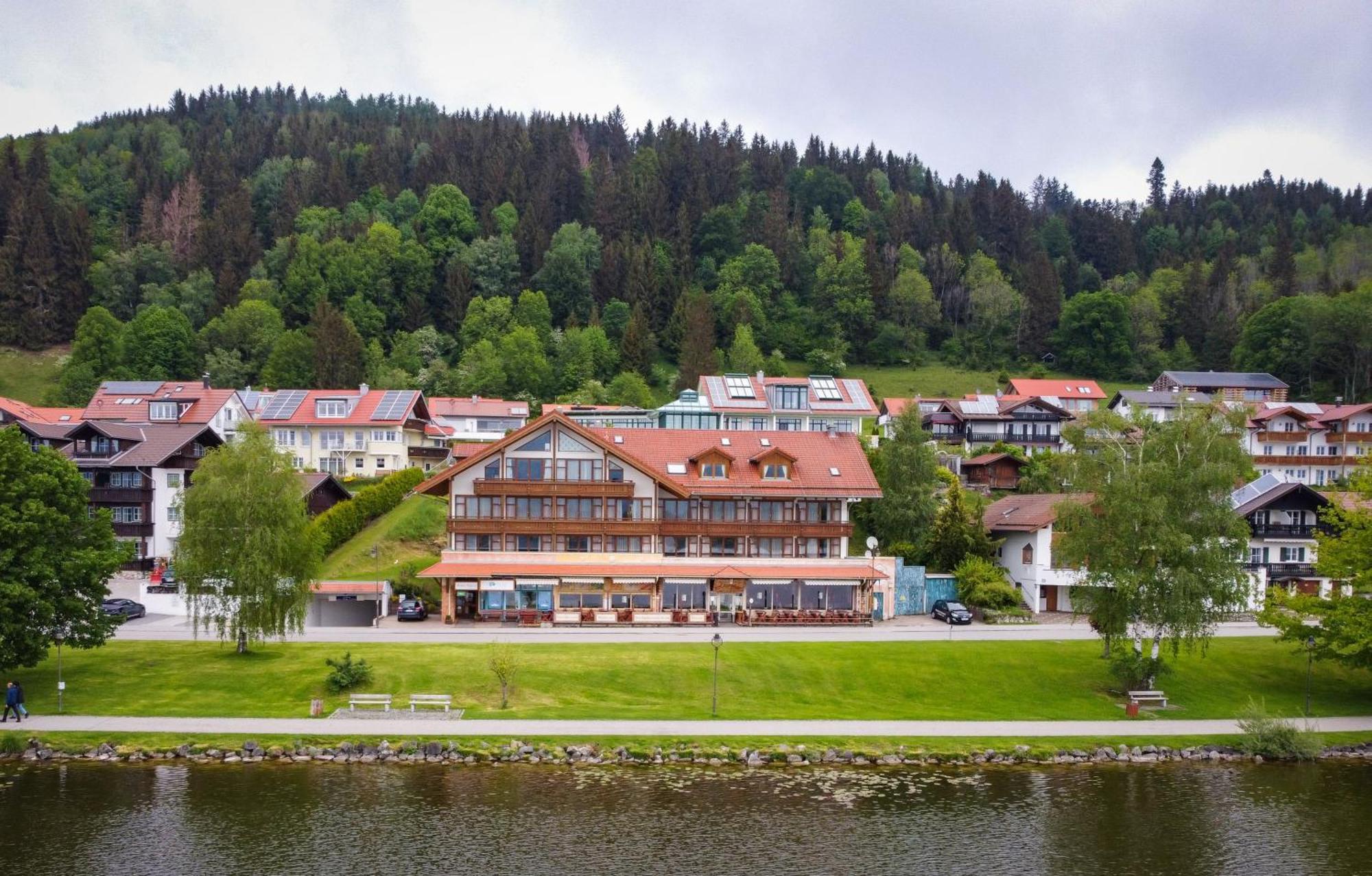 Residenz Hopfensee ฟุสเซ่น ภายนอก รูปภาพ